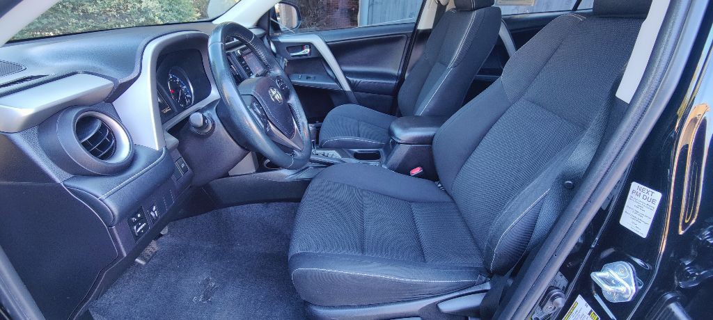 2016 Toyota Rav4 Image 8