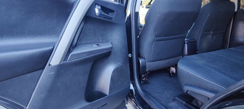 2016 Toyota Rav4 Image 11