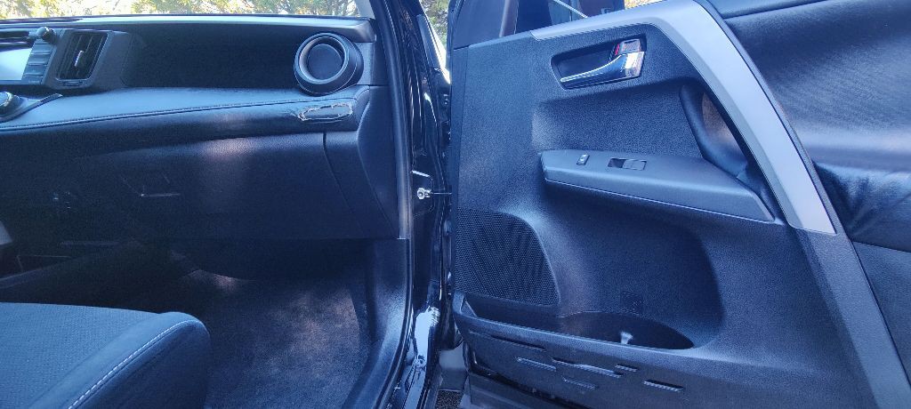 2016 Toyota Rav4 Image 15