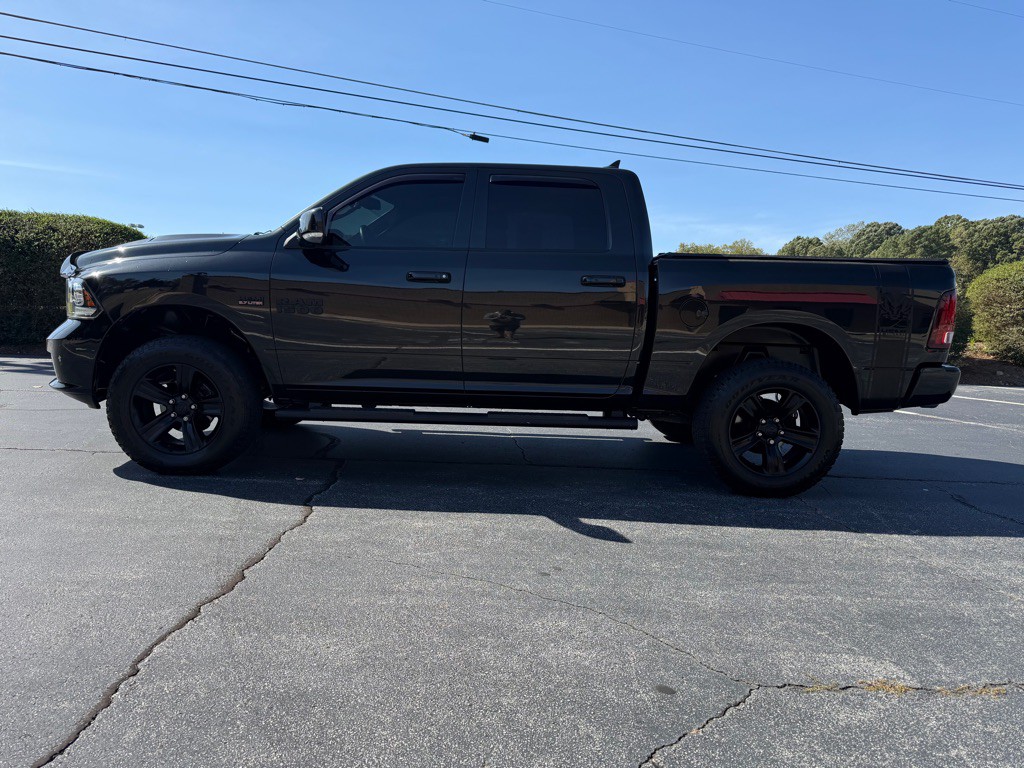 2018 RAM 1500 Image 2