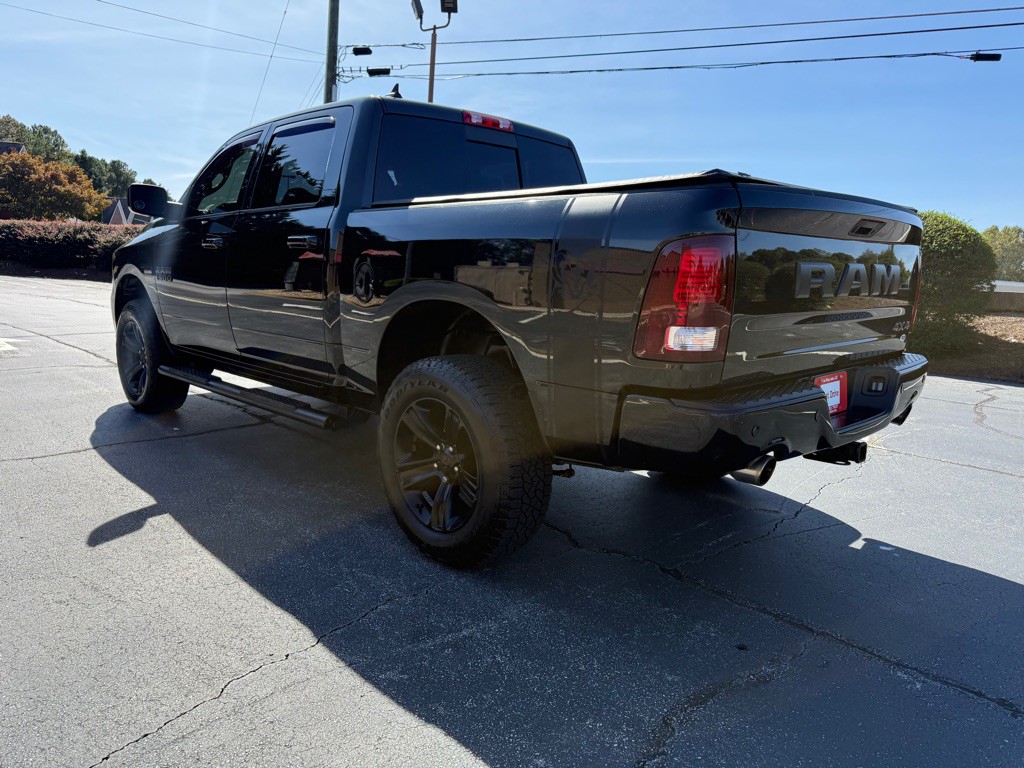 2018 RAM 1500 Image 3