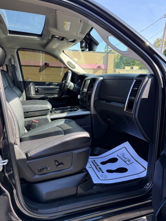 2018 RAM 1500 Image 12