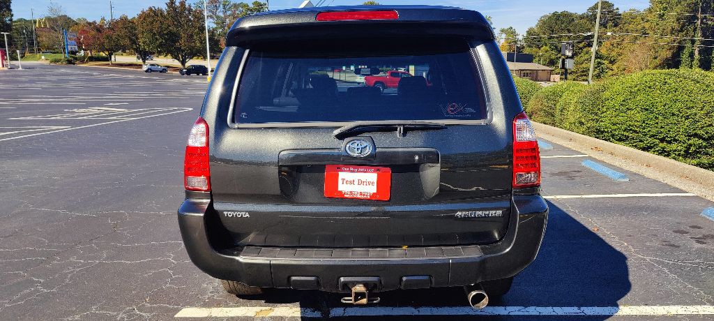 2006 Toyota 4Runner Image 4