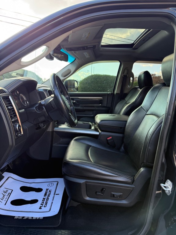 2016 RAM 1500 Image 9