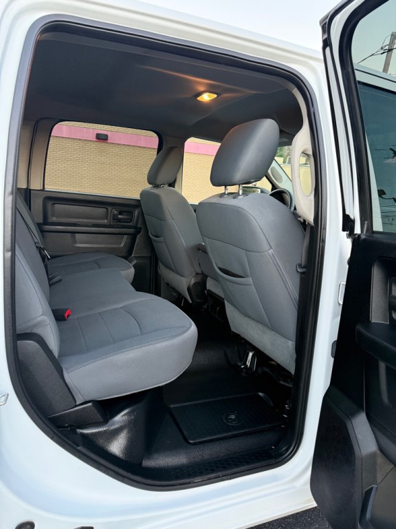 2013 RAM 1500 Image 11