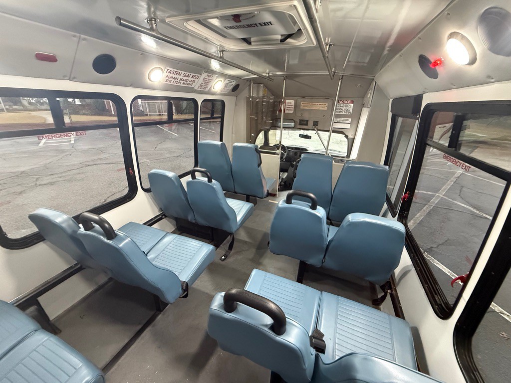 2018 Ford Econoline Image 11