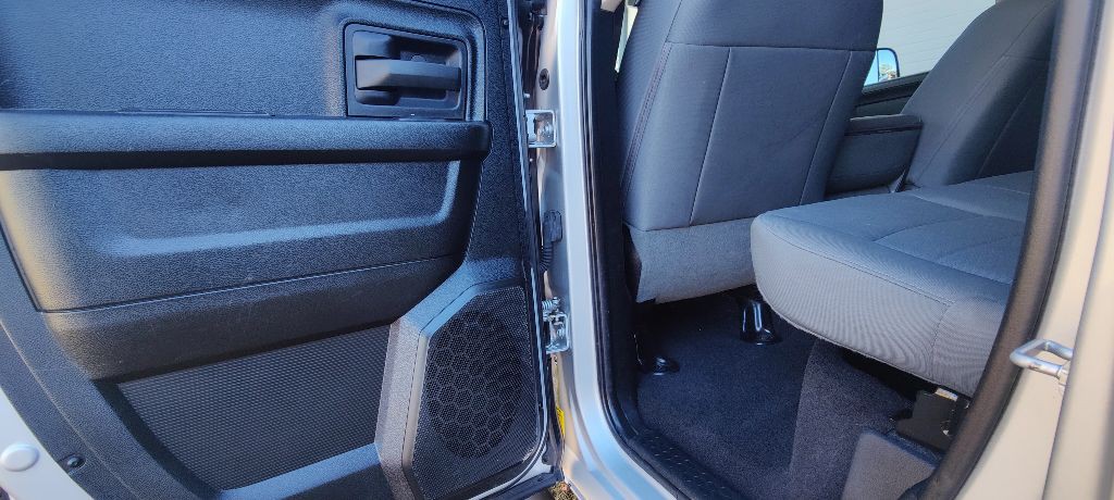 2017 RAM 1500 Image 12