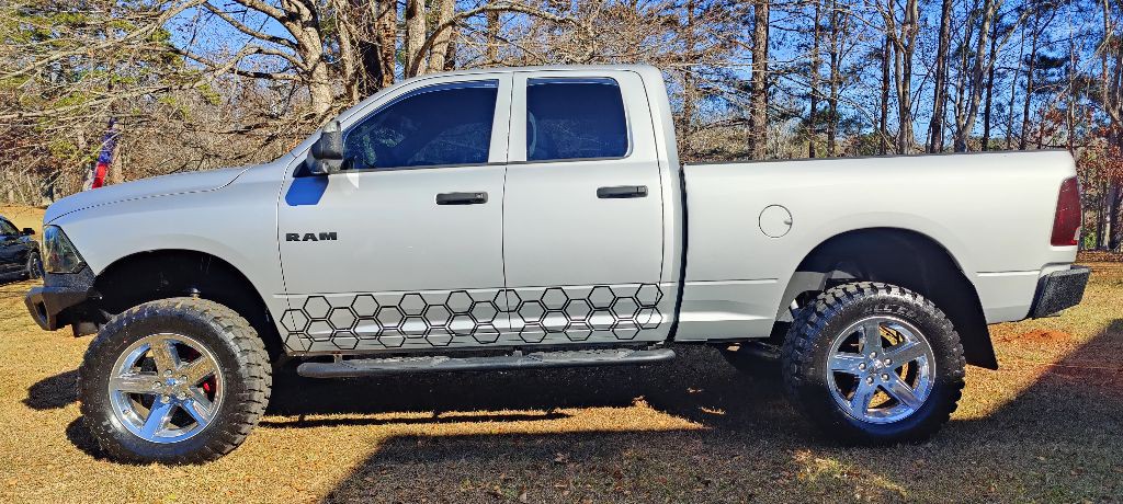 2017 RAM 1500 Image 2