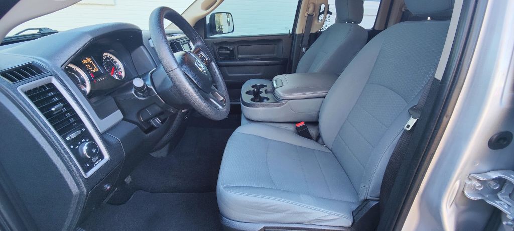 2017 RAM 1500 Image 9