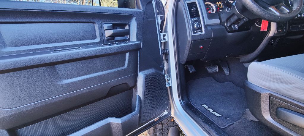 2017 RAM 1500 Image 10