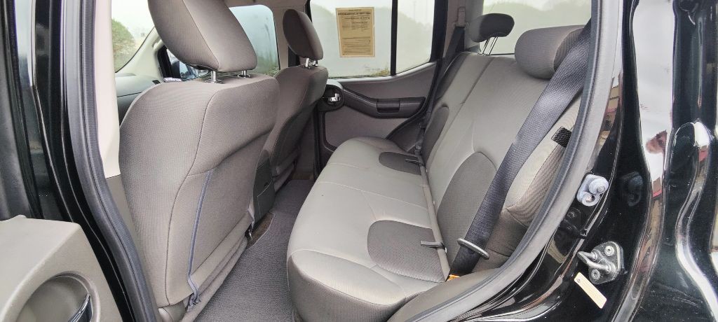2011 Nissan Xterra Image 10