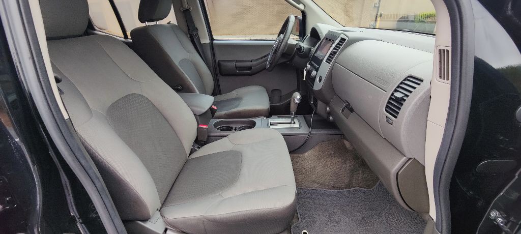 2011 Nissan Xterra Image 15