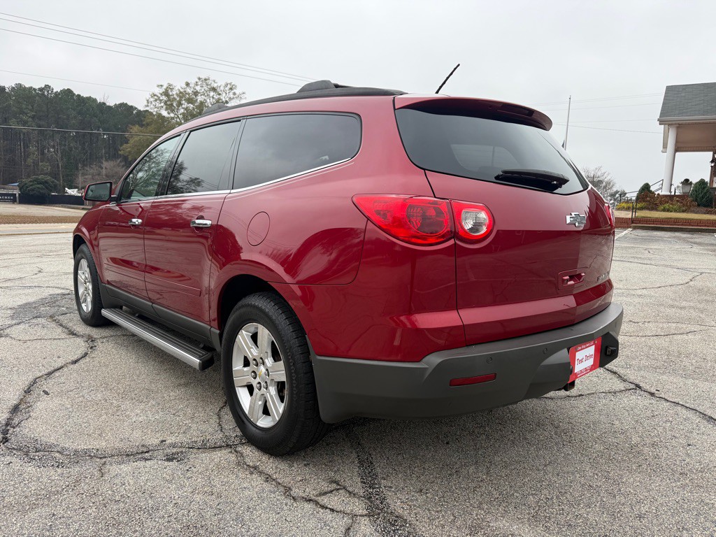 2012 Chevrolet Traverse Image 3