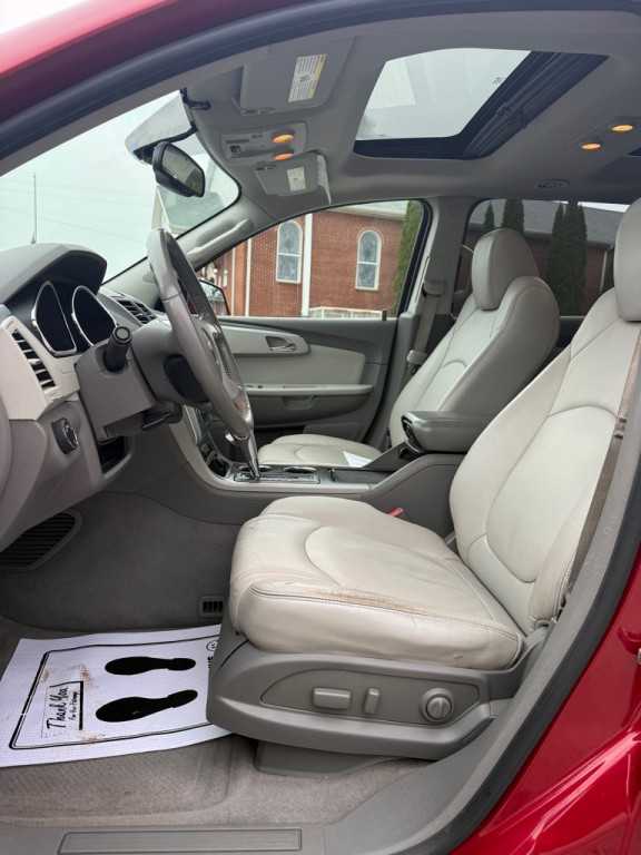 2012 Chevrolet Traverse Image 7