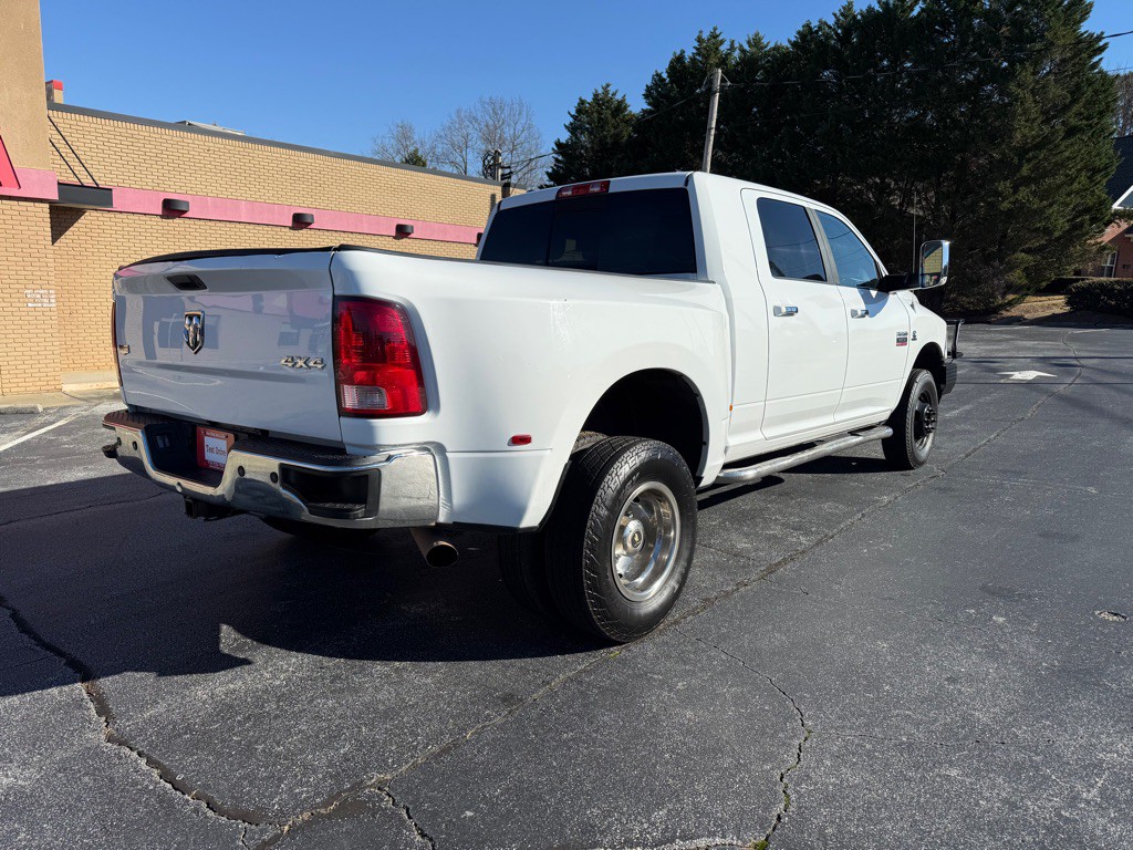 2011 Dodge Ram 3500 Image 4