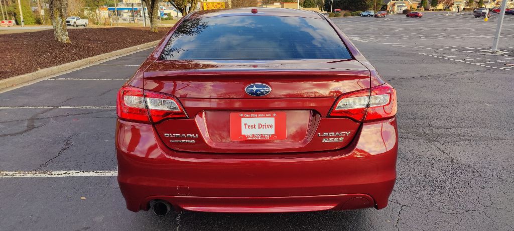 2015 Subaru Legacy Image 4