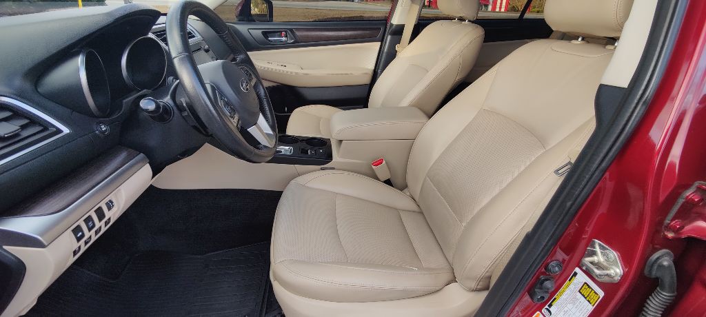 2015 Subaru Legacy Image 8