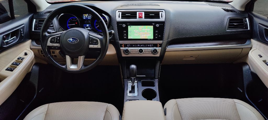 2015 Subaru Legacy Image 18