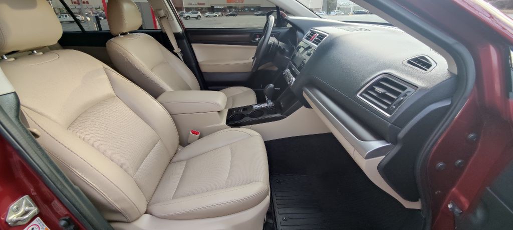 2015 Subaru Legacy Image 15