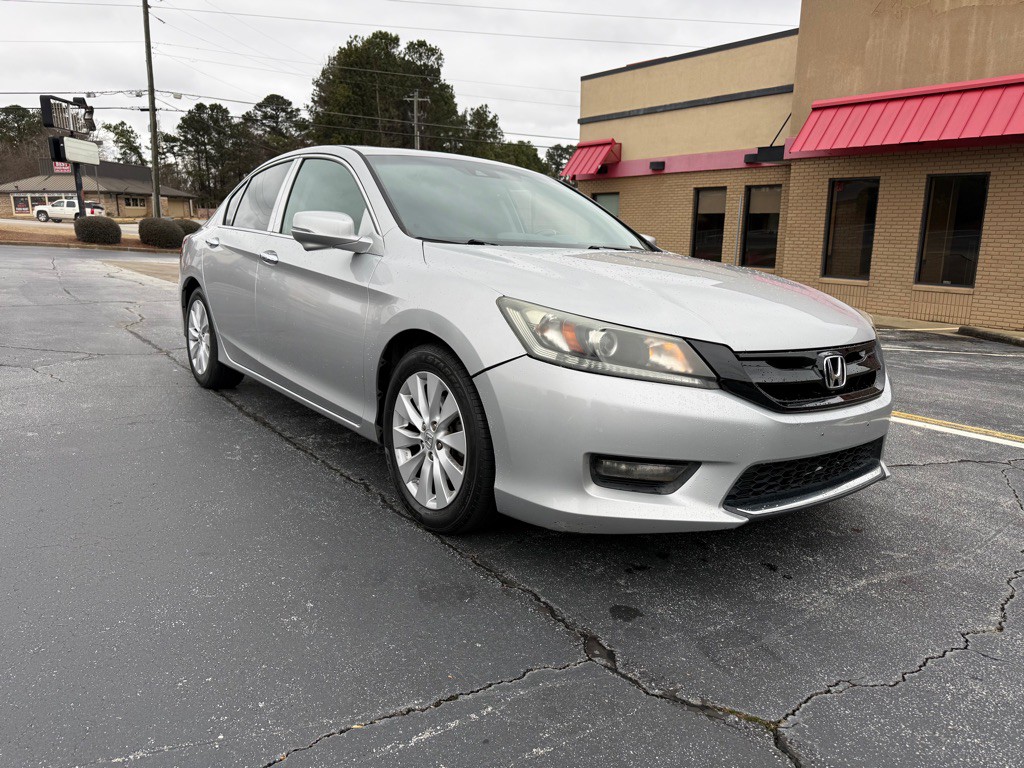2015 Honda Accord Image 16