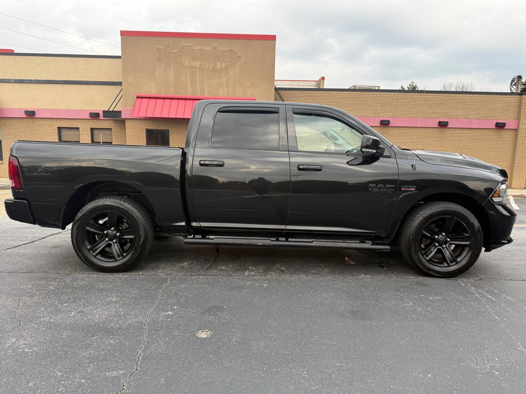 2017 RAM 1500 Image 5