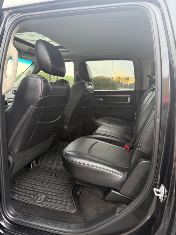 2017 RAM 1500 Image 10