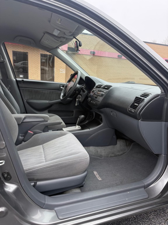 2005 Honda Civic Image 9