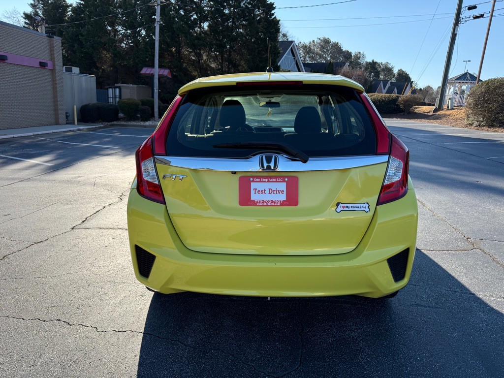 2016 Honda Fit Image 4