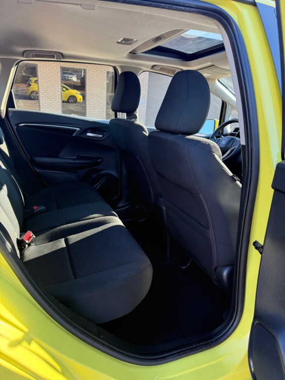 2016 Honda Fit Image 10