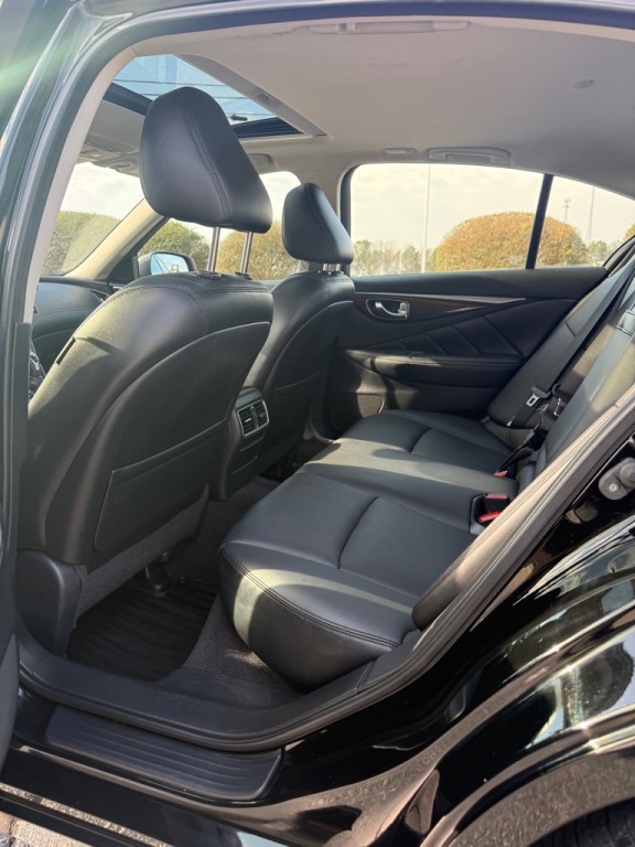 2018 INFINITI Q50 Image 12