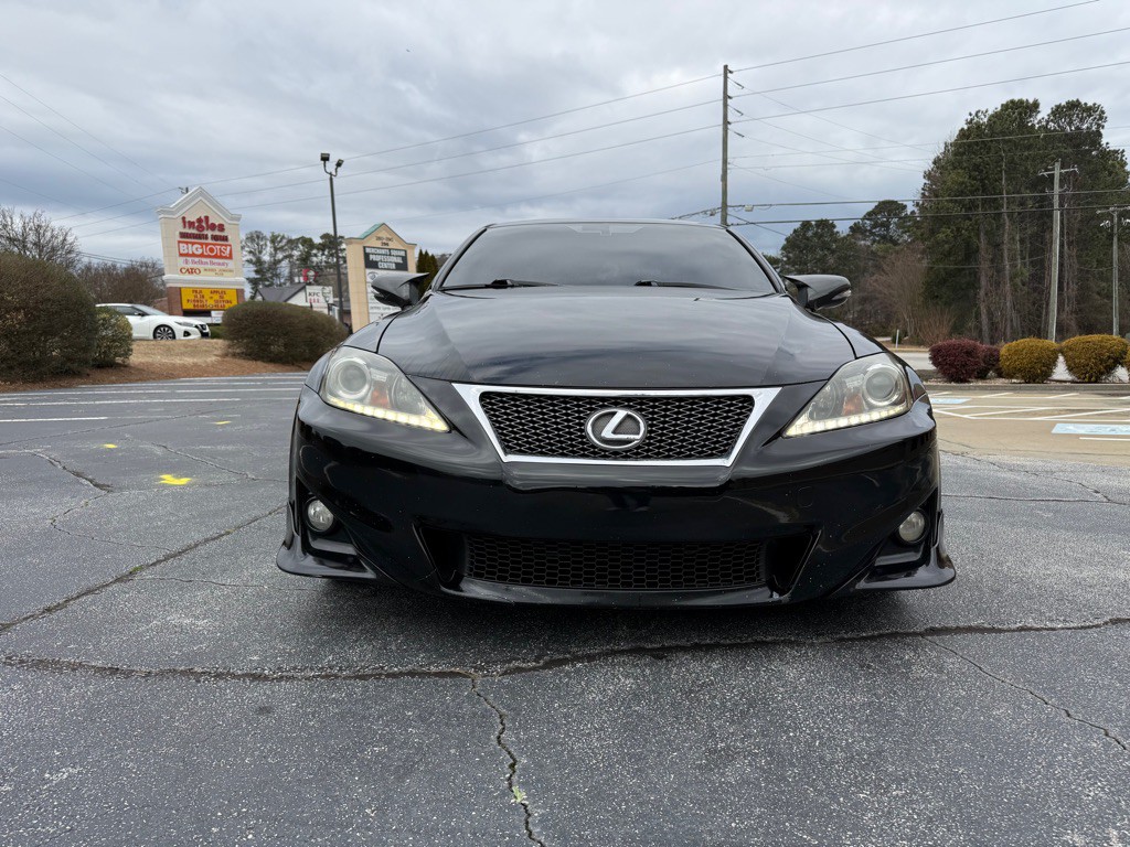 2011 Lexus IS Image 8