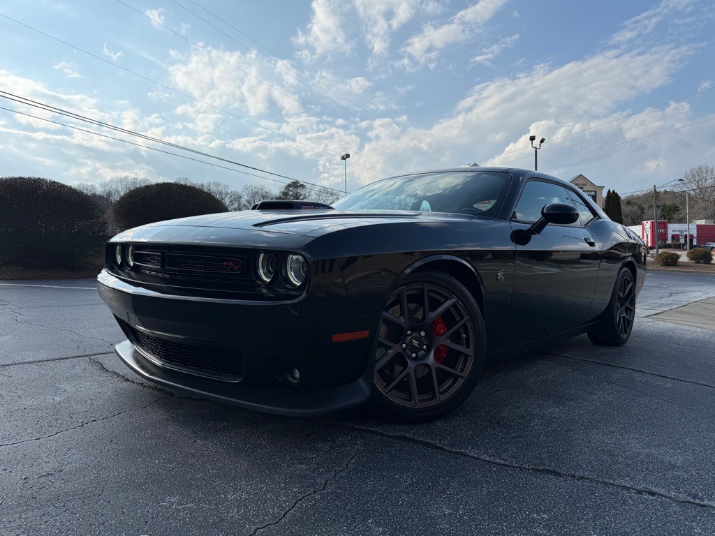 2019 Dodge Challenger Image 1