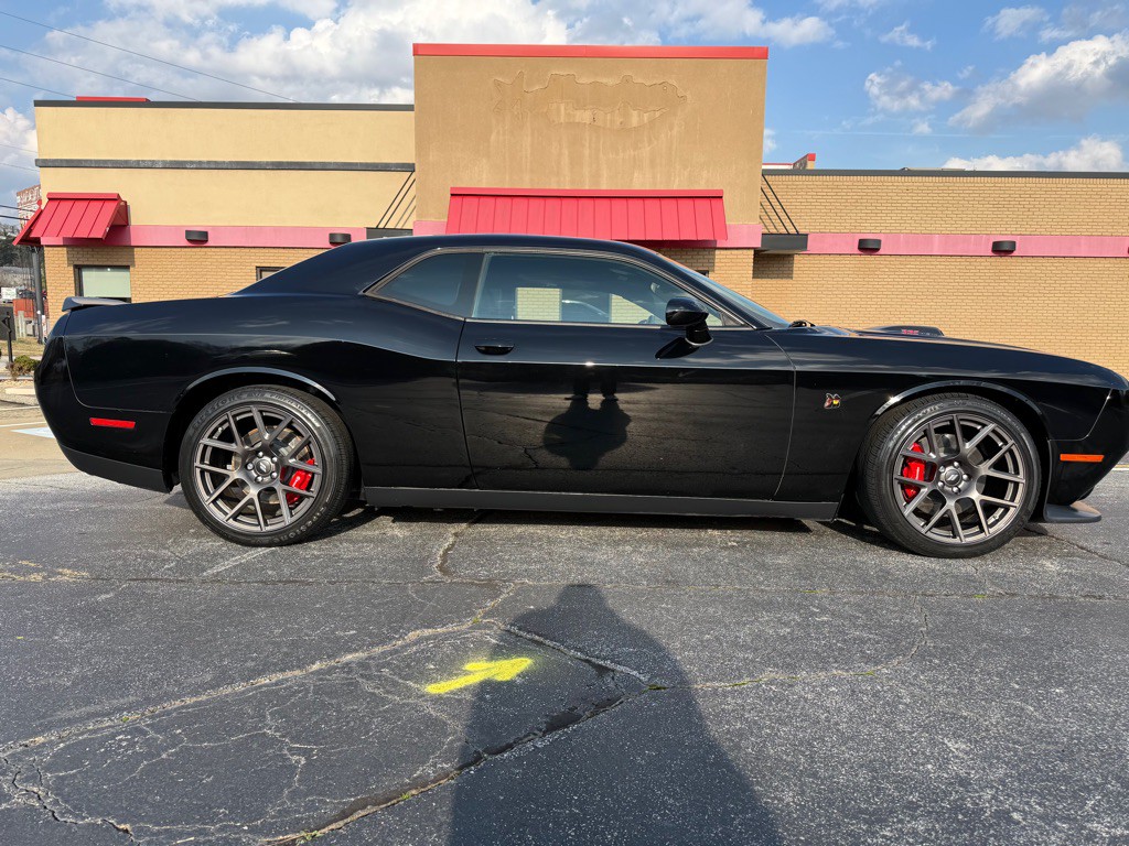 2019 Dodge Challenger Image 6