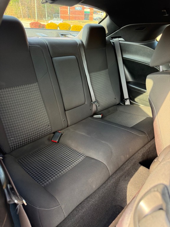 2019 Dodge Challenger Image 11