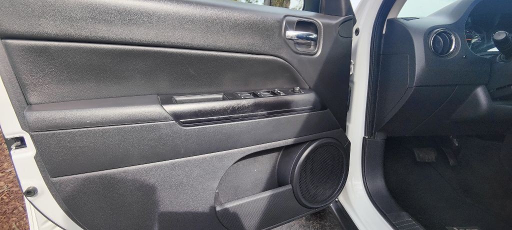 2014 Jeep Patriot Image 9