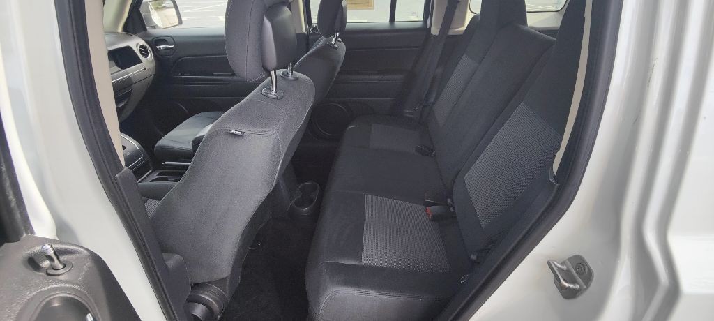 2014 Jeep Patriot Image 10