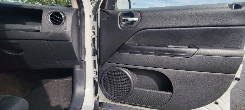 2014 Jeep Patriot Image 17