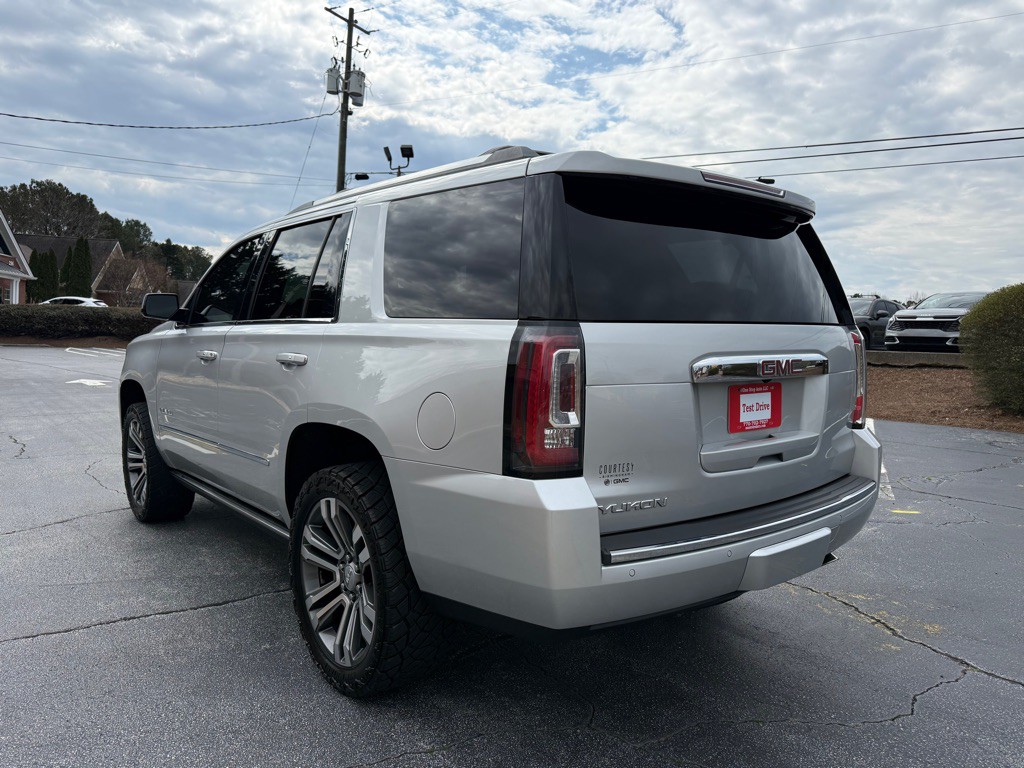 2018 GMC Yukon Image 3