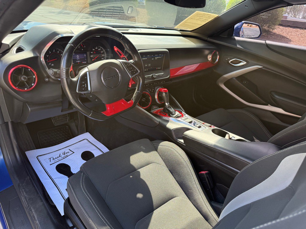 2019 Chevrolet Camaro Image 11