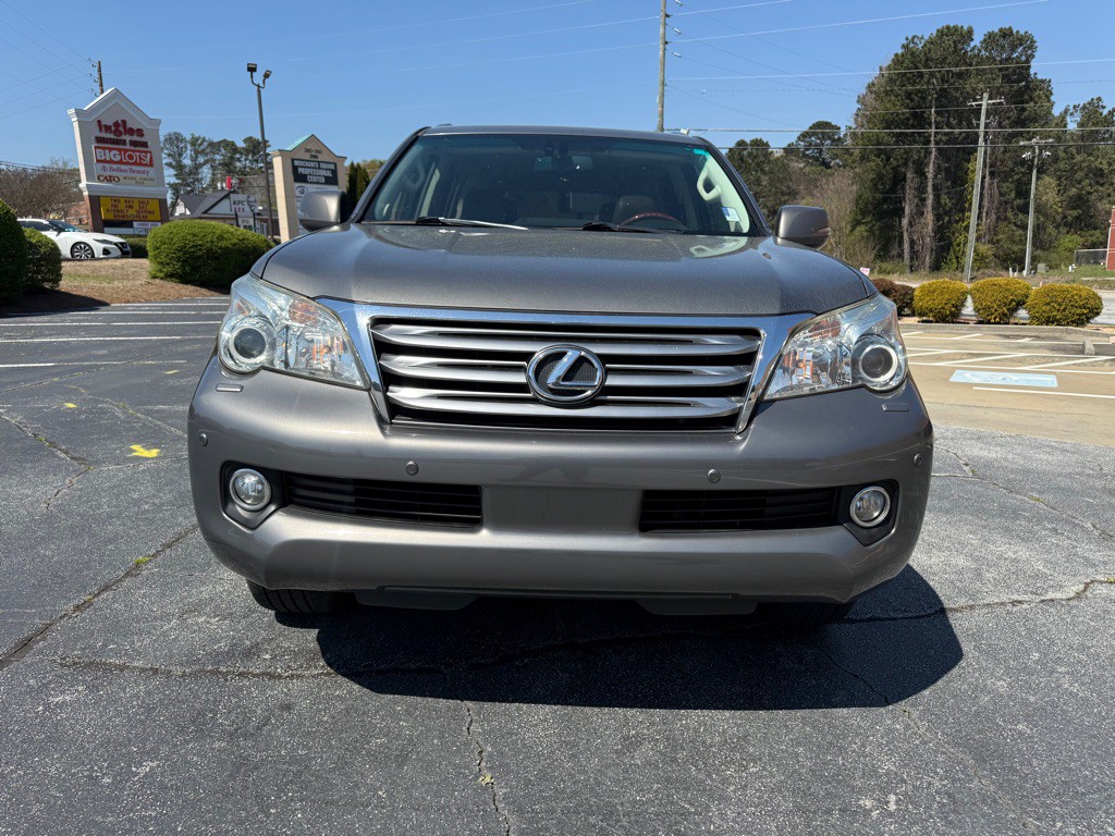 2010 Lexus GX Image 8