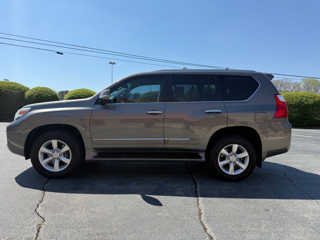 2010 Lexus GX Image 15
