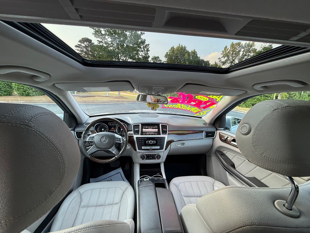 2013 Mercedes-Benz GL-Class Image 14