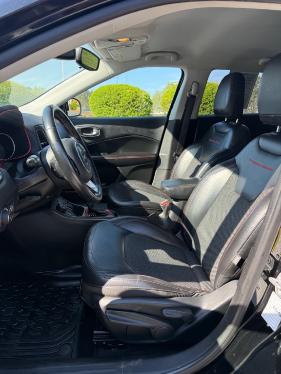 2019 Jeep Compass Image 9