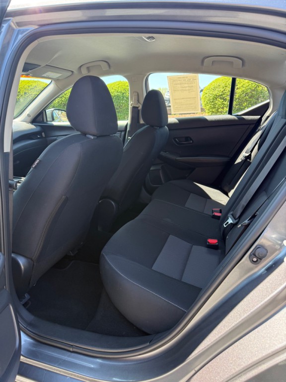 2025 Nissan Sentra Image 9