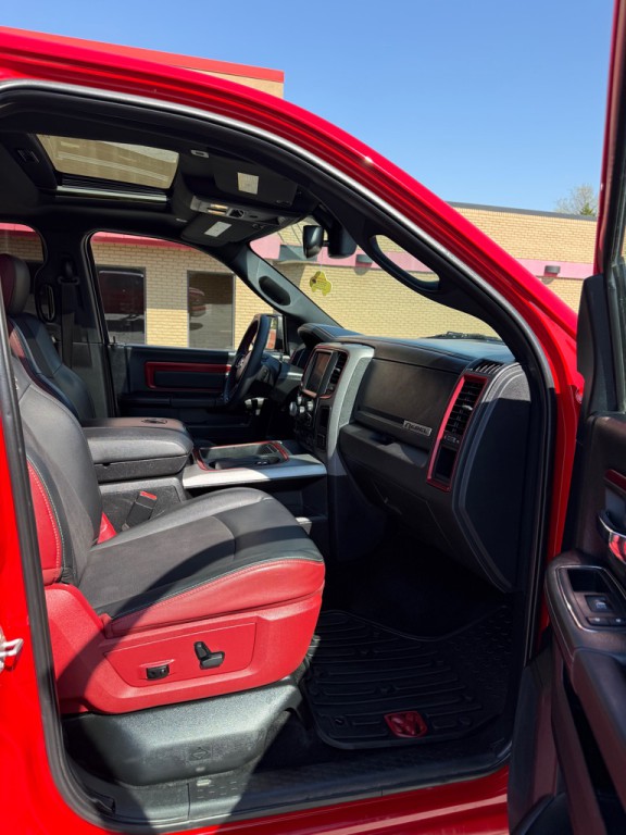 2017 RAM 1500 Image 12