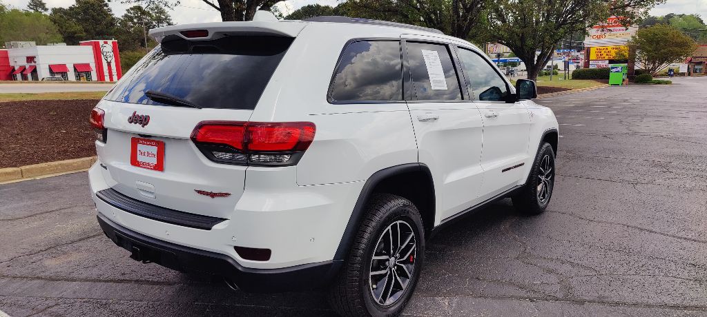 2018 Jeep Grand Cherokee Image 2