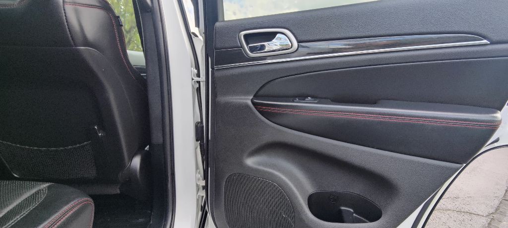 2018 Jeep Grand Cherokee Image 12