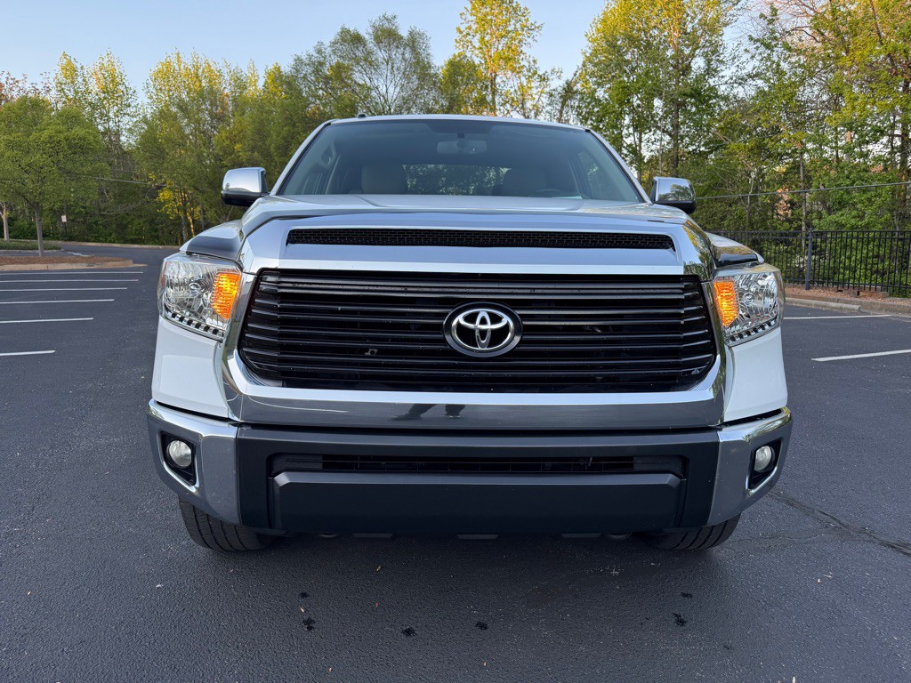 2014 Toyota Tundra Image 8