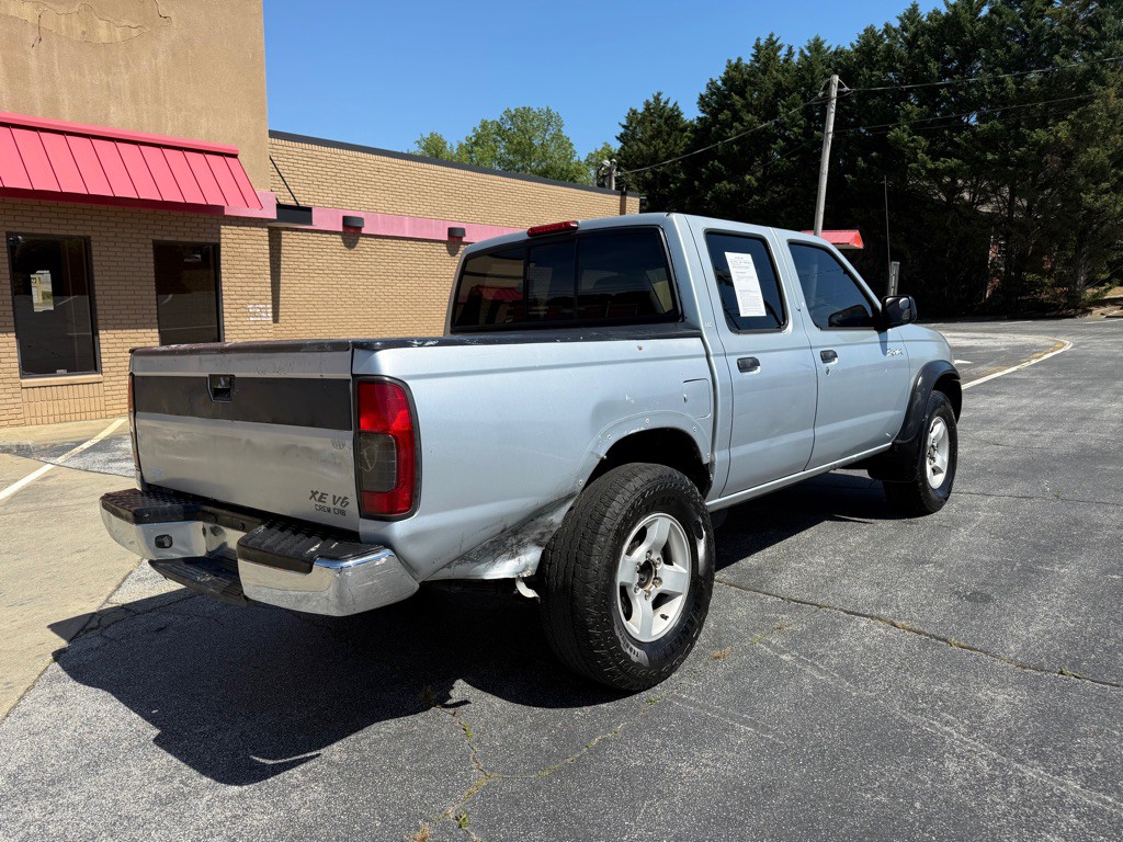 2000 Nissan Frontier Image 4