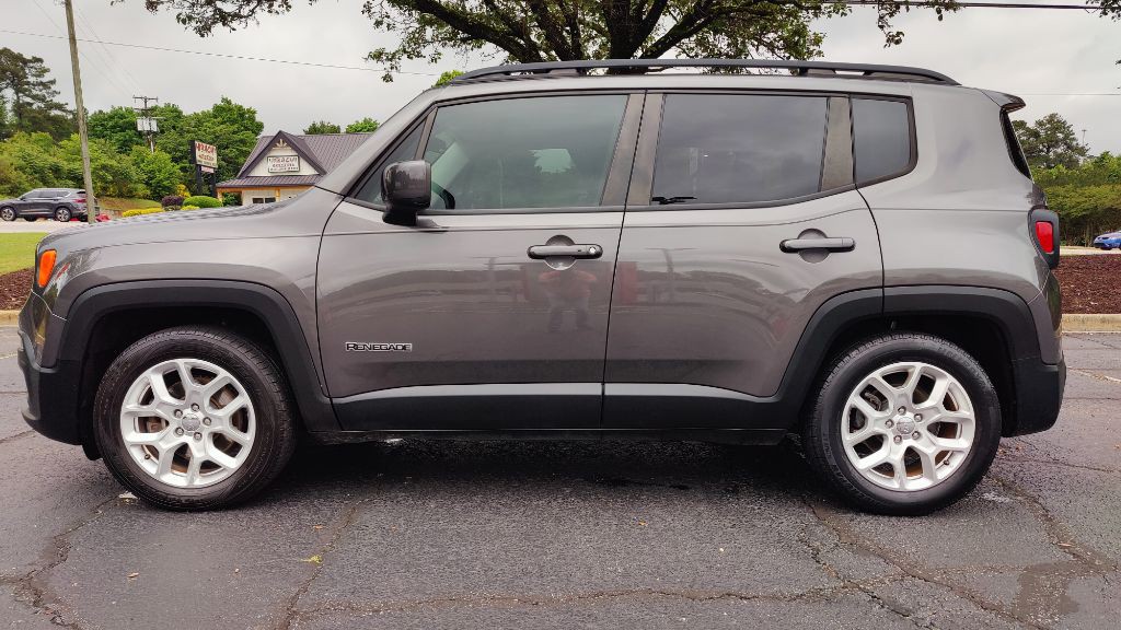 2016 Jeep Renegade Image 2